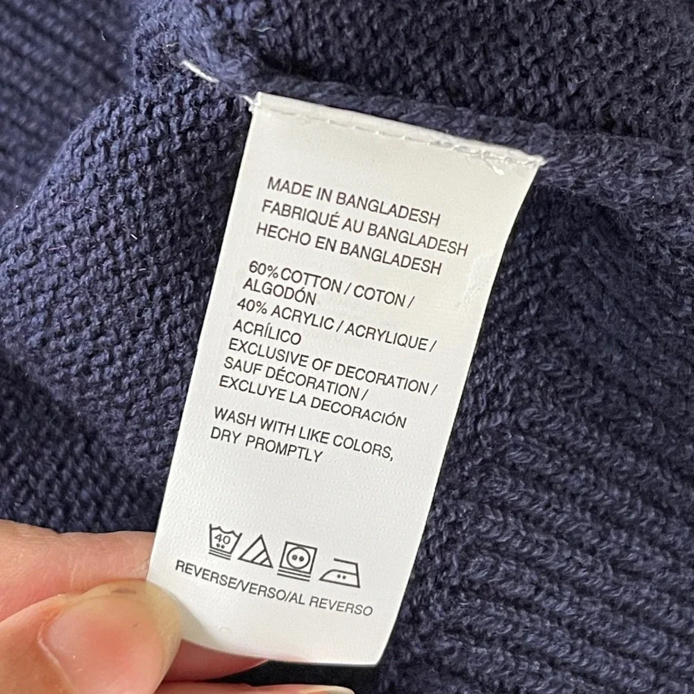IZOD V-Neck Sweater Mens Medium Navy Blue Preppy Soft Touch Natural Stretch Knit